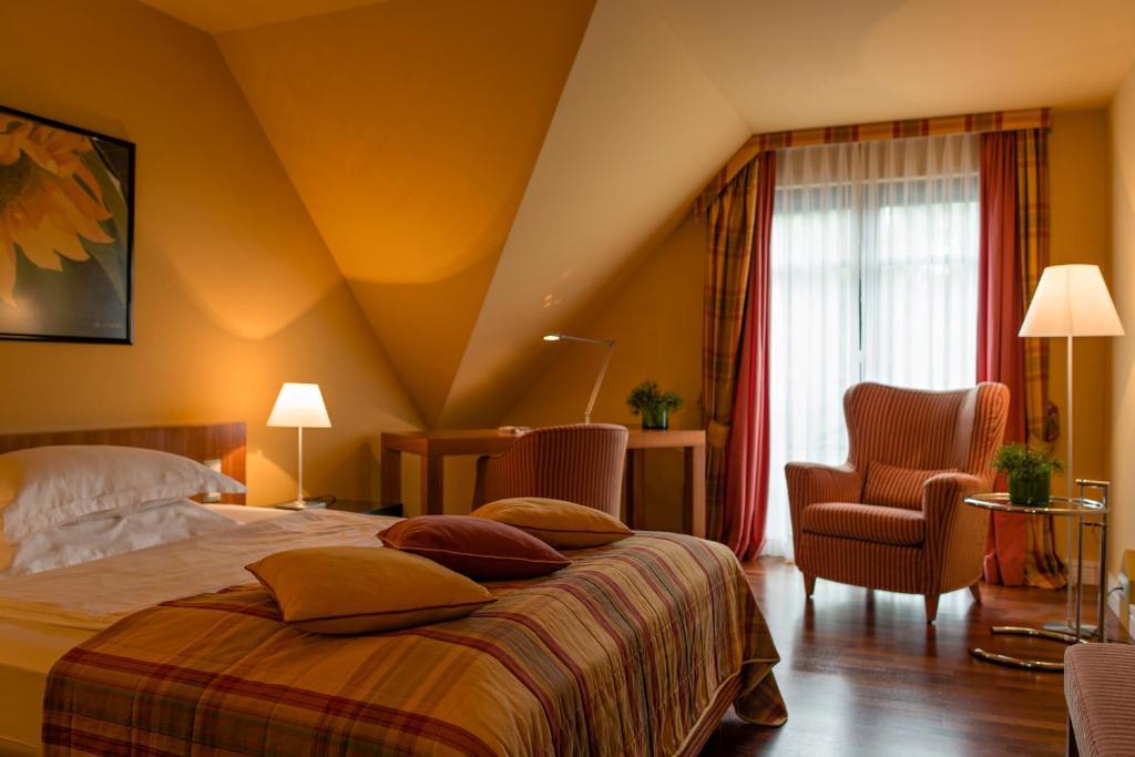 Zeller-hotel+restaurant 4*